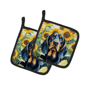 Black and Tan Coonhound 6028 In Sunflowers Pair of Potholders