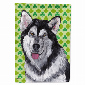 Alaskan Malamute 1 St. Patrick's Day Shamrock Portrait Garden Flag
